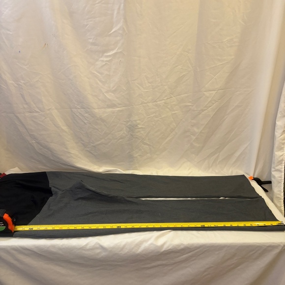 Ingrid & Isabel Maternity Pants Womens 6 Black/Gray Bootcut Full Panel - Picture 4 of 10